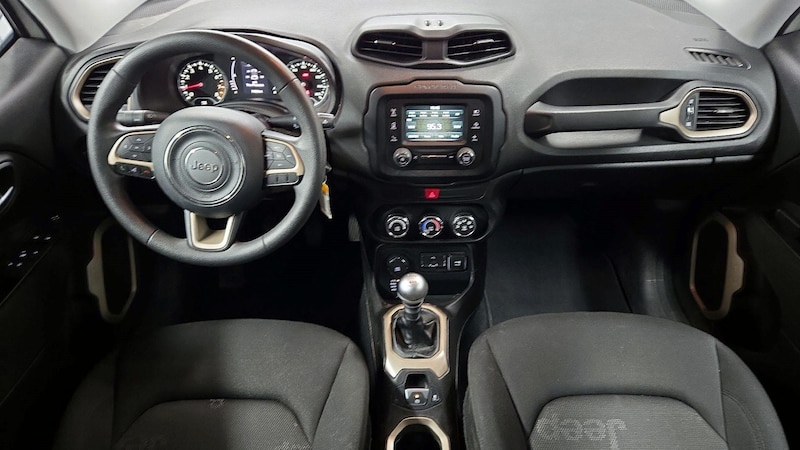 2016 Jeep Renegade Sport 9