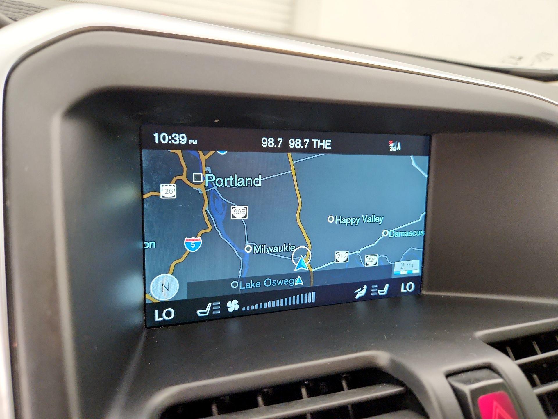 Thumbnail: 2015 Volvo XC60 - 14