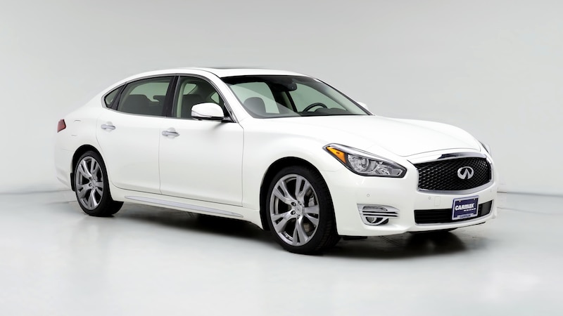 2015 INFINITI Q70  Hero Image