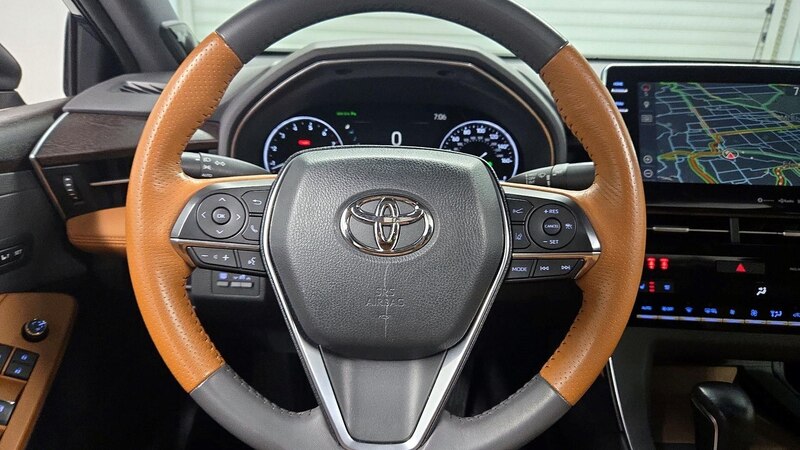 2020 Toyota Avalon Limited 10