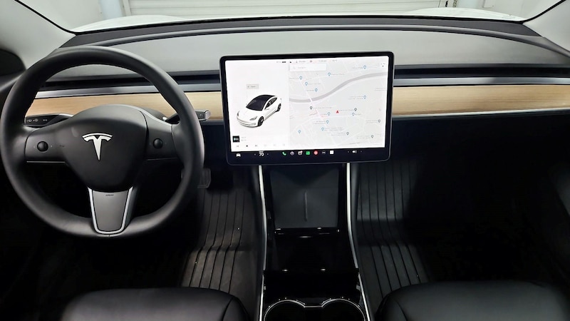 2020 Tesla Model 3 Standard Range 9