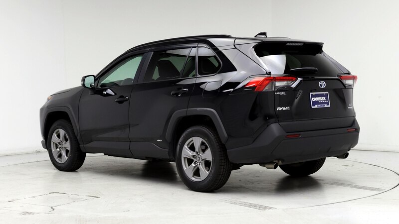 2022 Toyota RAV4 LE 2