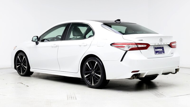 2018 Toyota Camry XSE 2