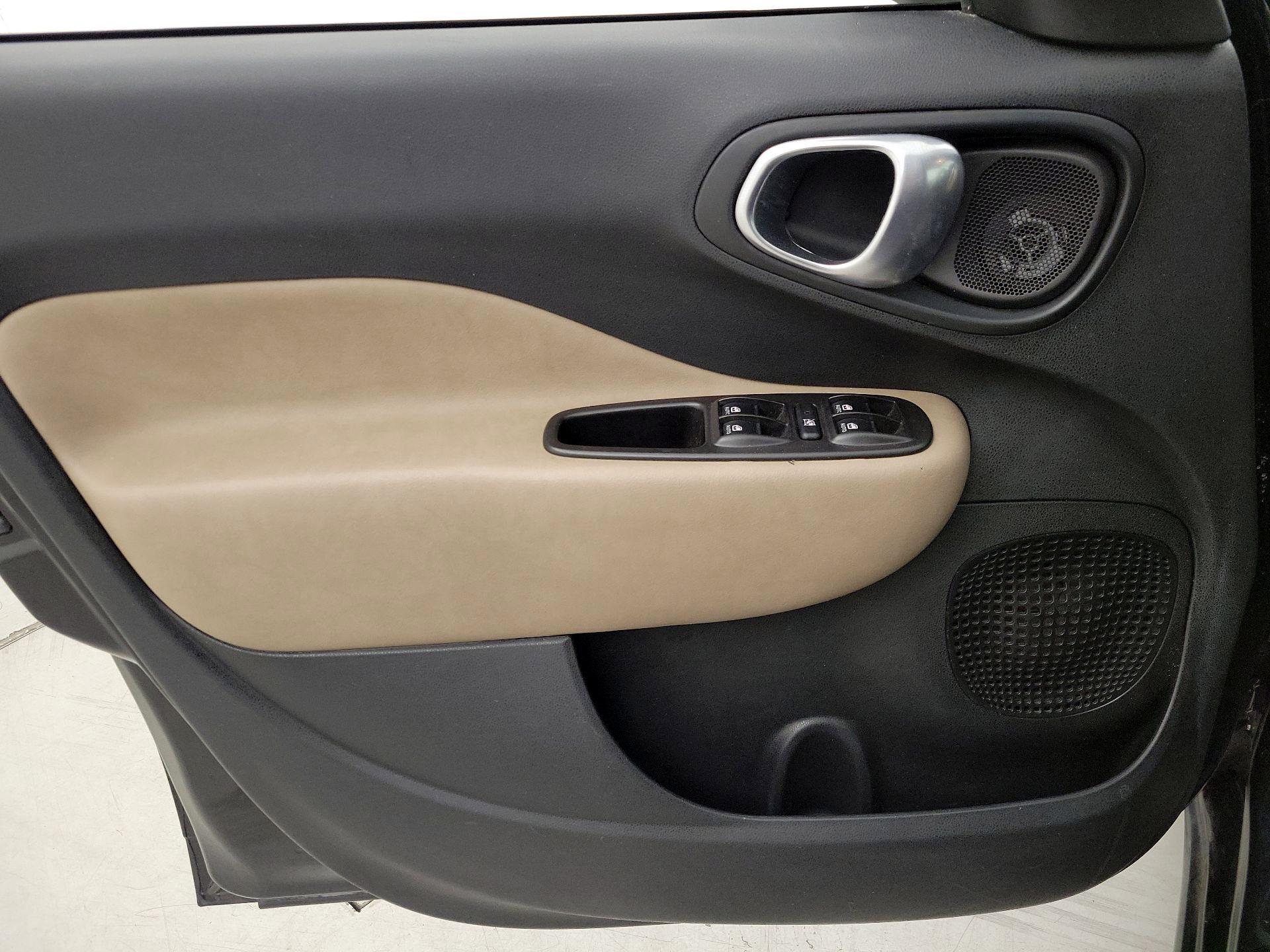 Thumbnail: 2014 Fiat 500L - 12