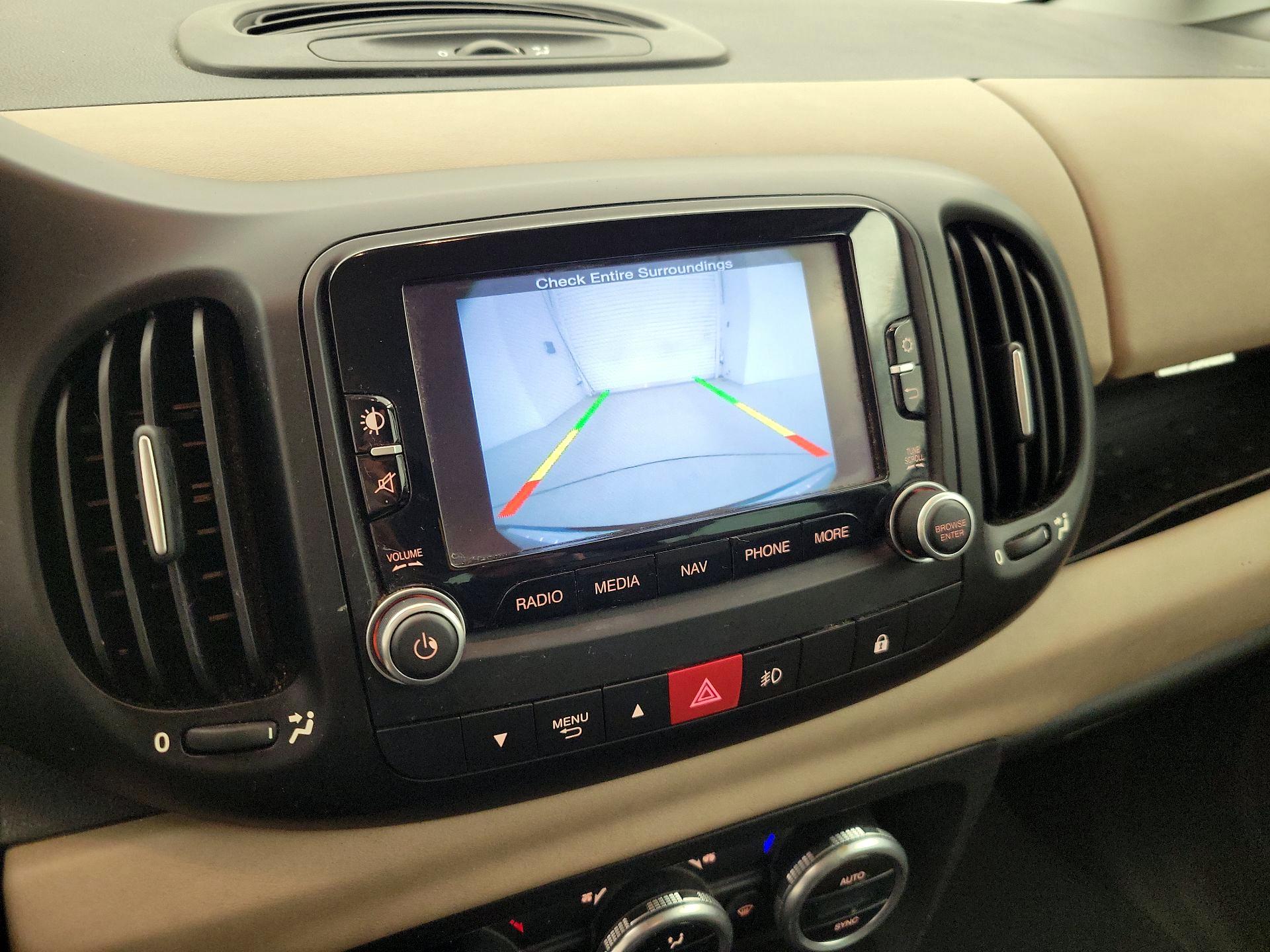 Thumbnail: 2014 Fiat 500L - 13