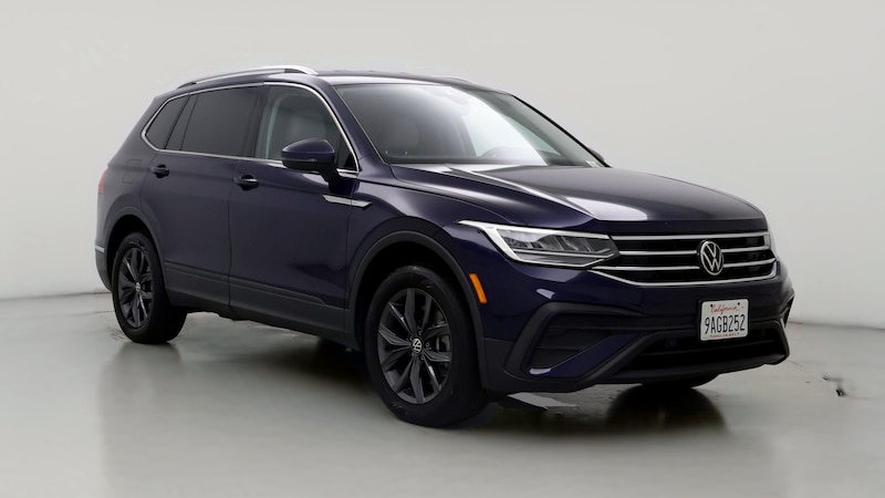 2022 Volkswagen Tiguan SE Hero Image