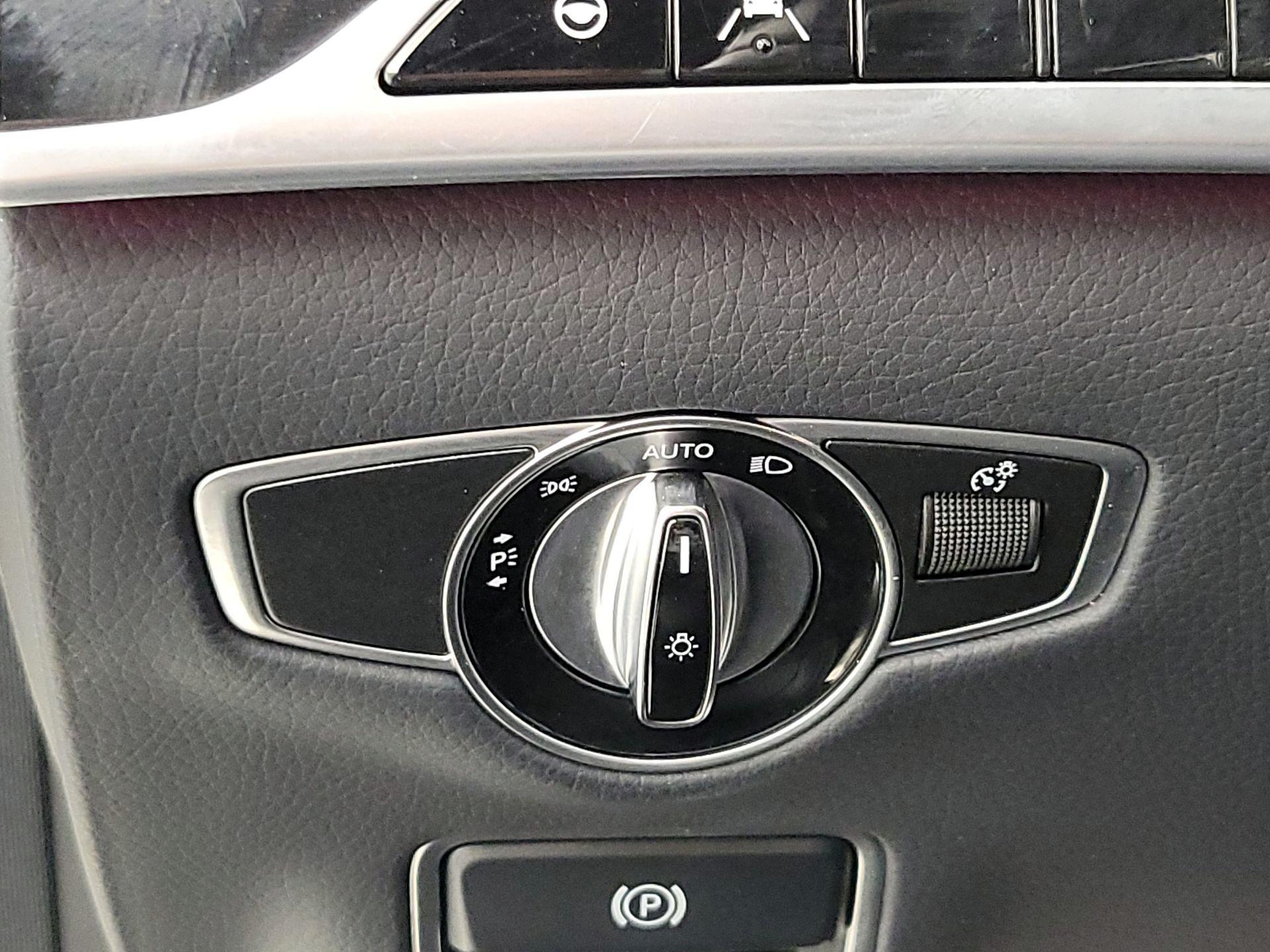 Thumbnail: 2020 Mercedes-Benz S-Class - 13