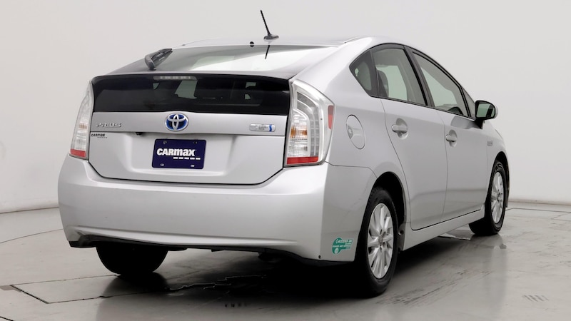 2014 Toyota Prius Plug-in 8