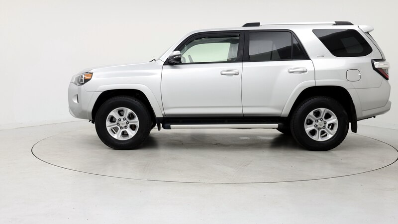 2019 Toyota 4Runner SR5 3