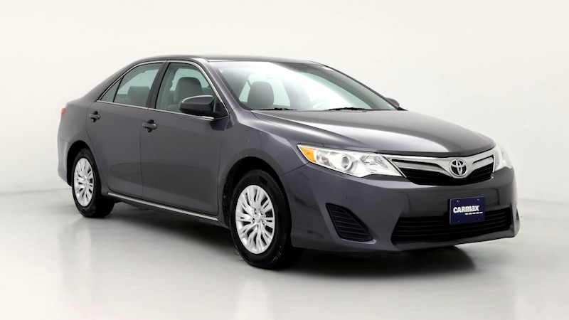 2014 Toyota Camry LE Hero Image