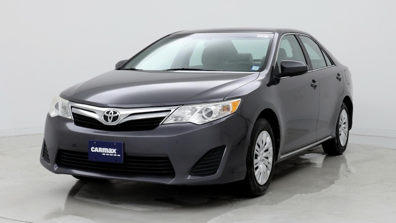 2014 Toyota Camry LE 4