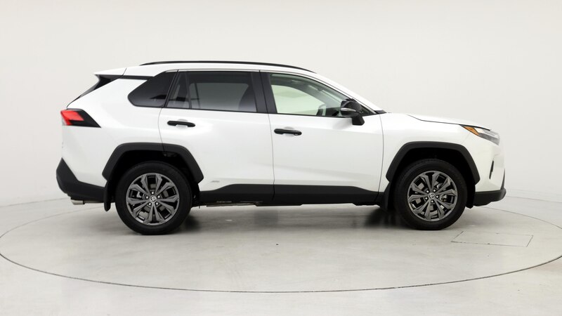 2024 Toyota RAV4 XLE Premium 7