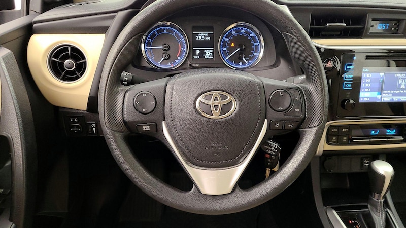 2018 Toyota Corolla LE 10