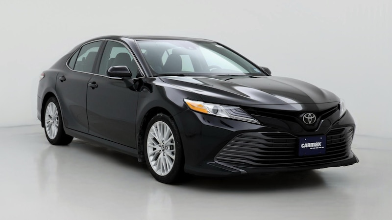 2019 Toyota Camry XLE Hero Image