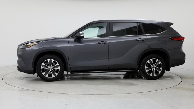 2023 Toyota Highlander XLE 3