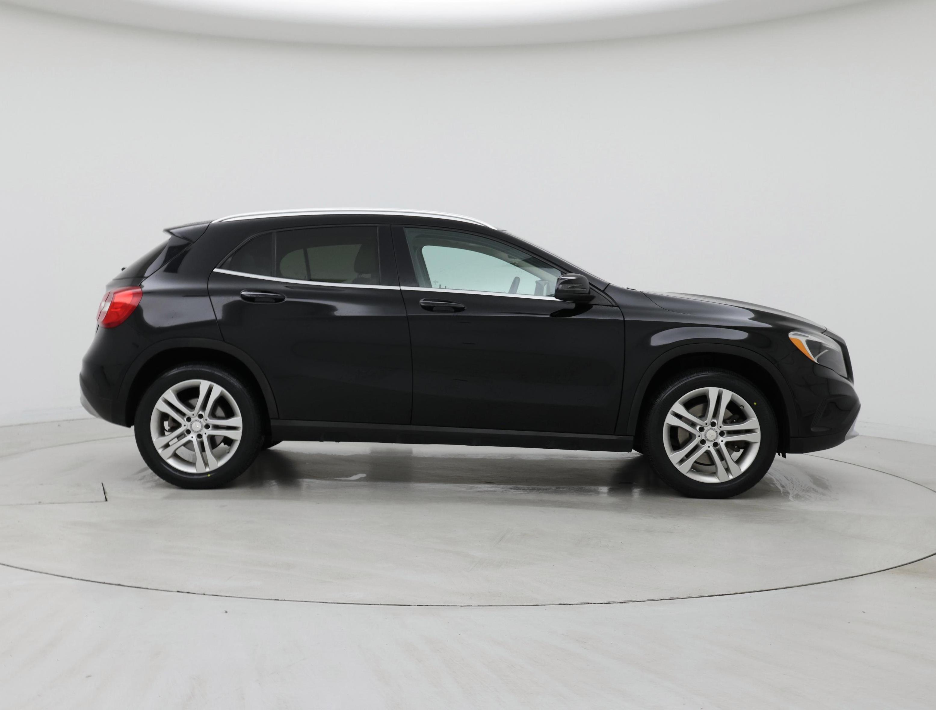 Thumbnail: 2016 Mercedes-Benz GLA - 7