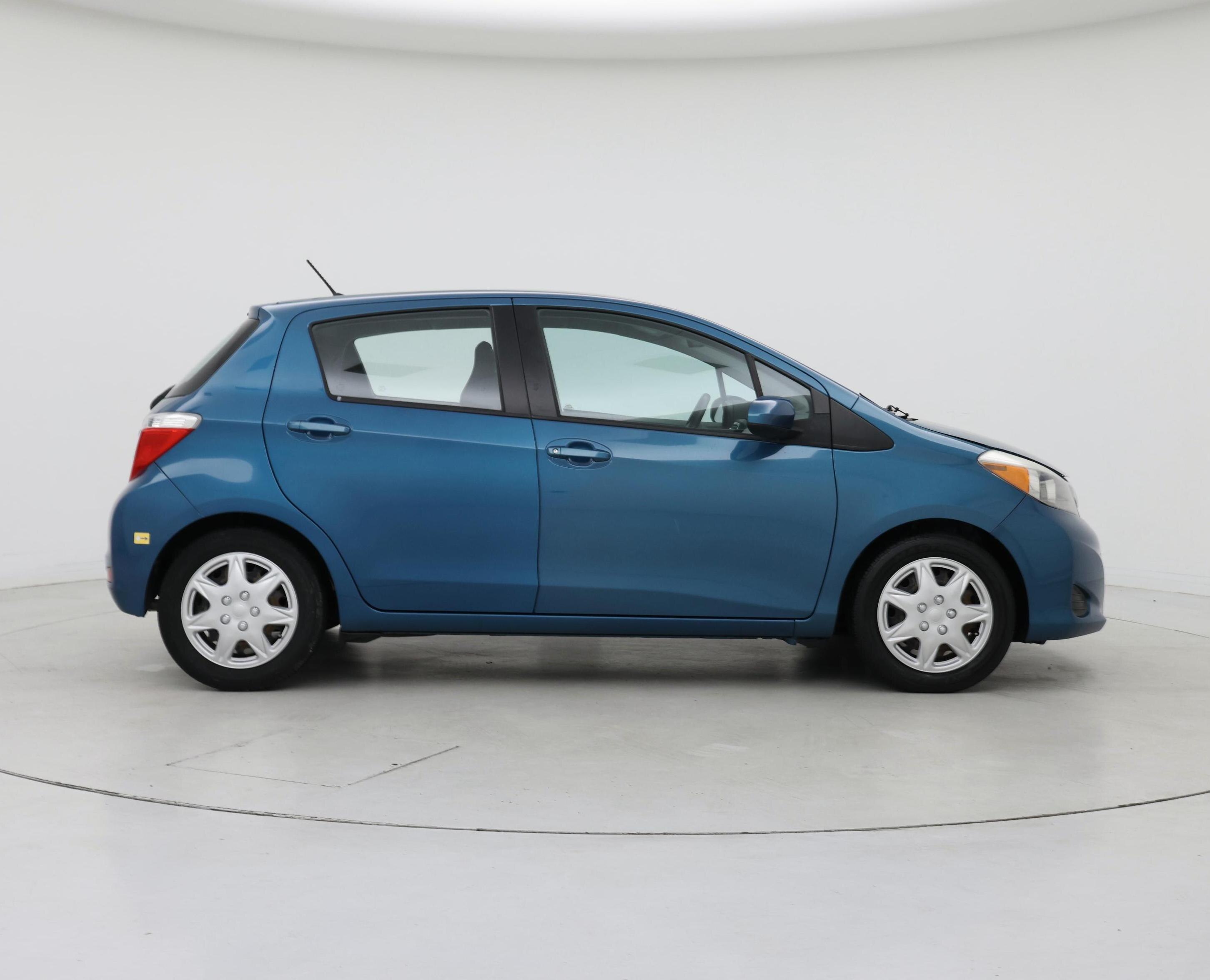 Thumbnail: 2014 Toyota Yaris - 7