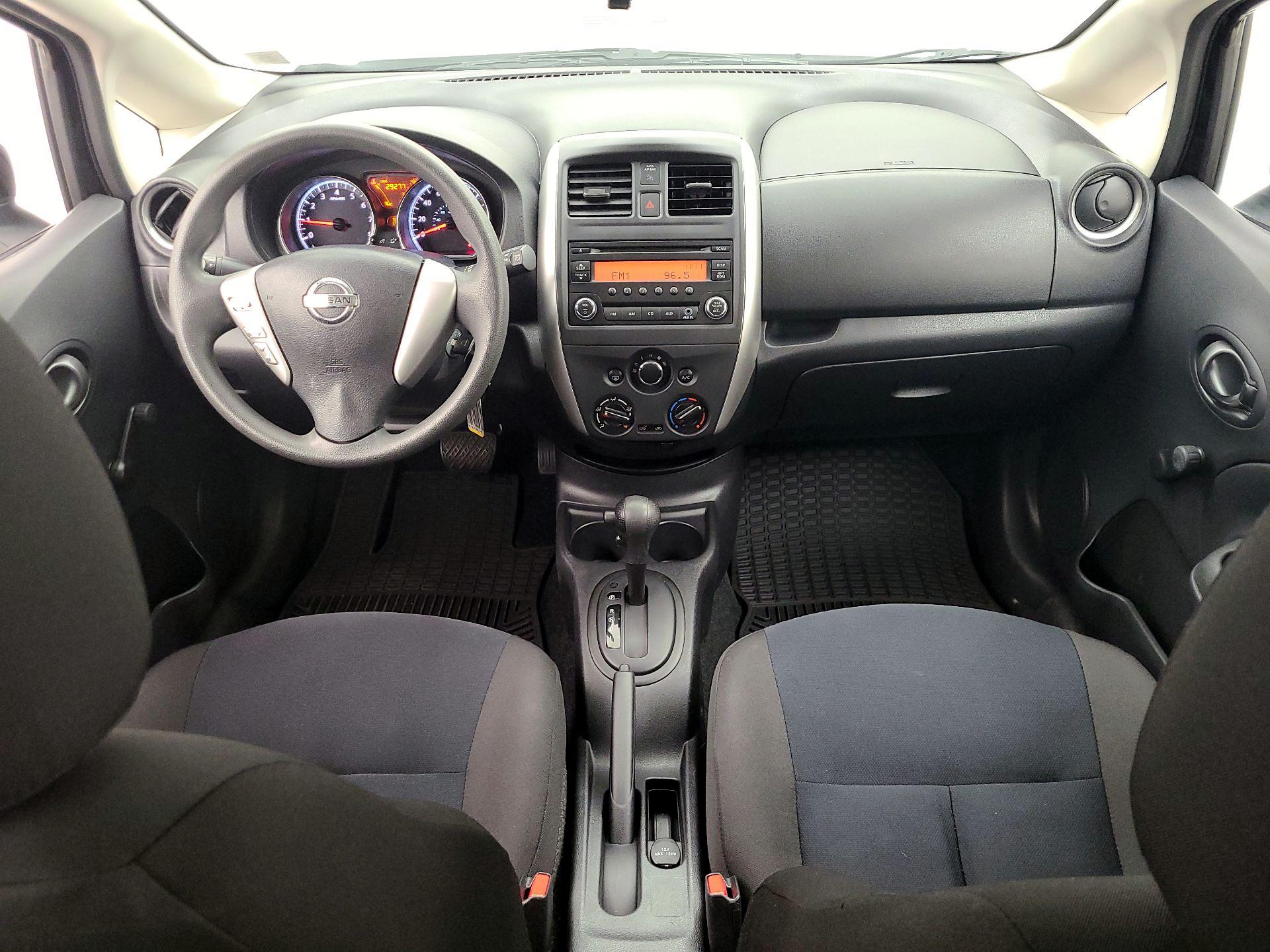 Thumbnail: 2015 Nissan Versa Note - 9