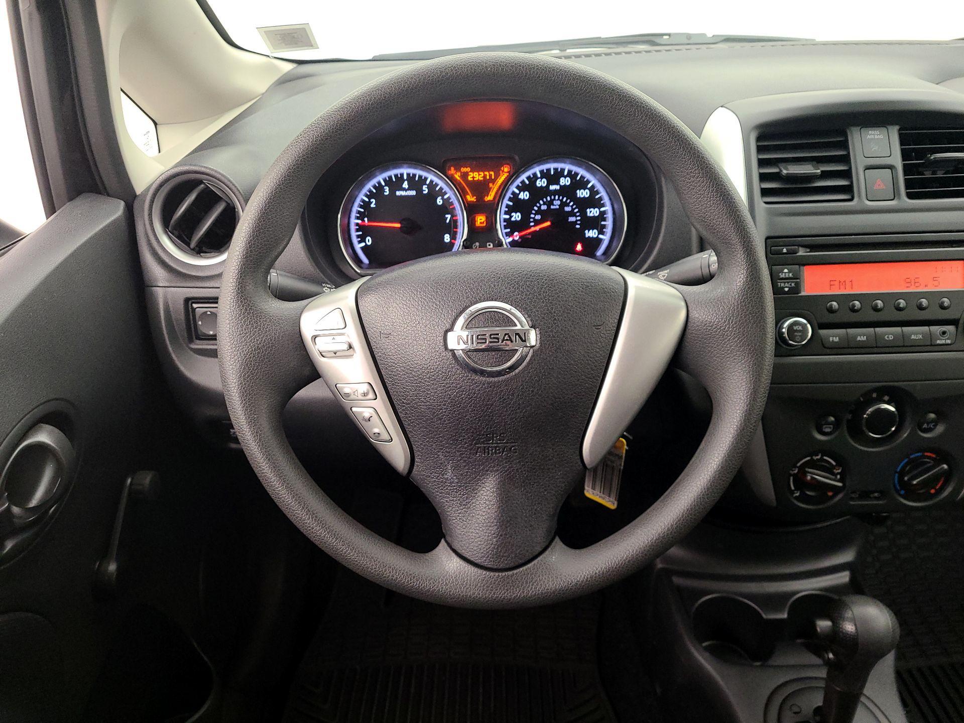 Thumbnail: 2015 Nissan Versa Note - 10