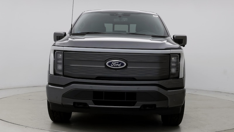 2022 Ford F-150 Lightning Lariat 5