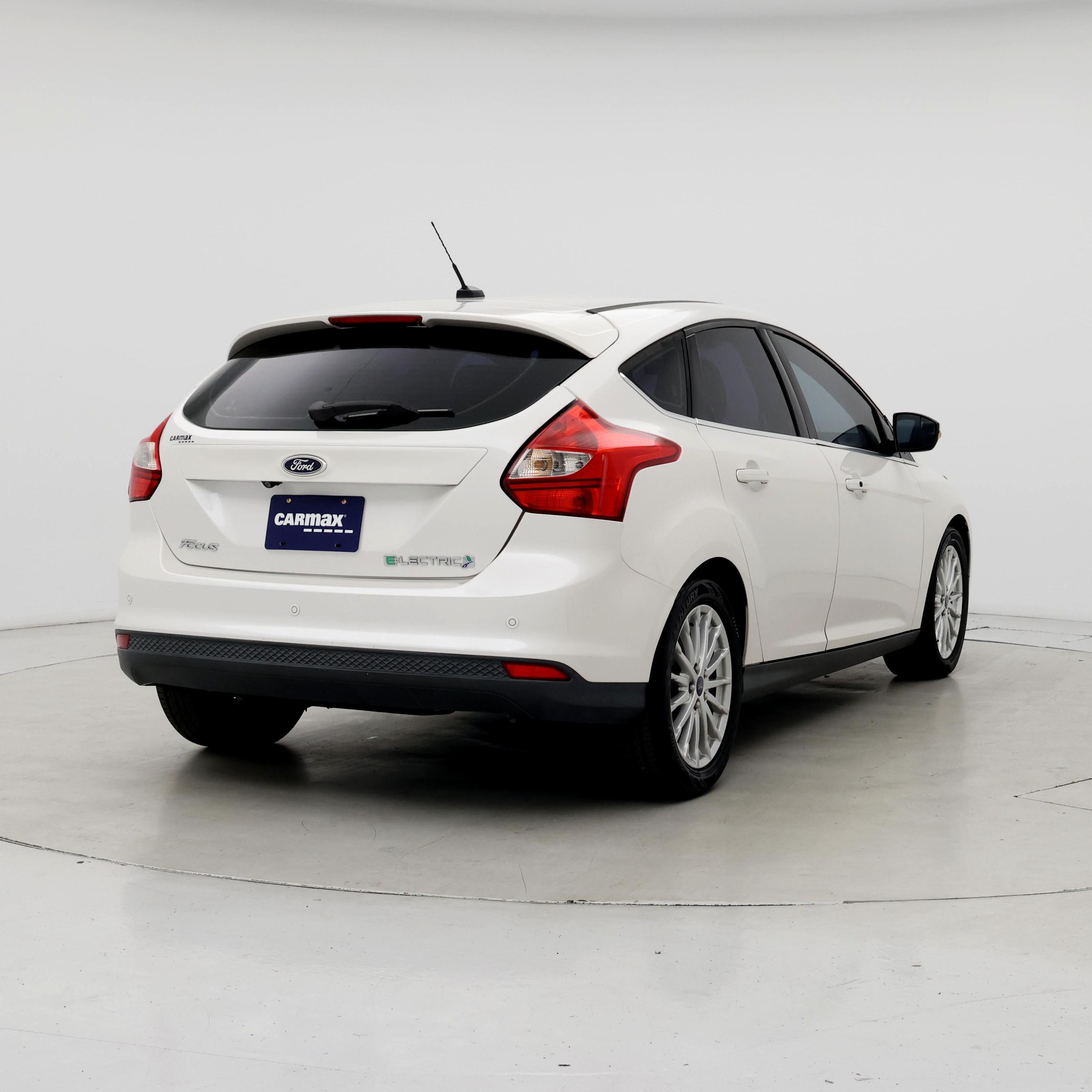 Thumbnail: 2014 Ford Focus - 8