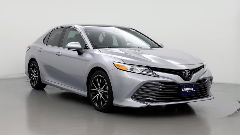 2018 Toyota Camry XLE Hero Image