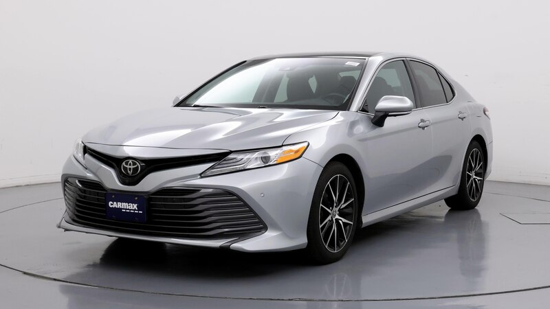 2018 Toyota Camry XLE 4