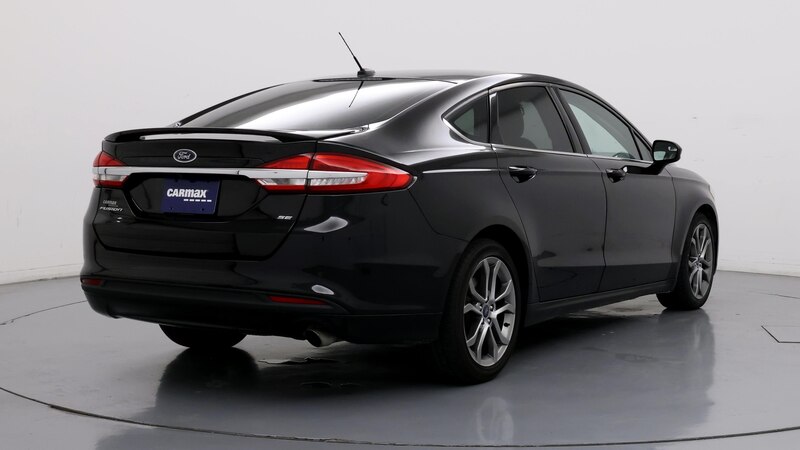 2017 Ford Fusion SE 8