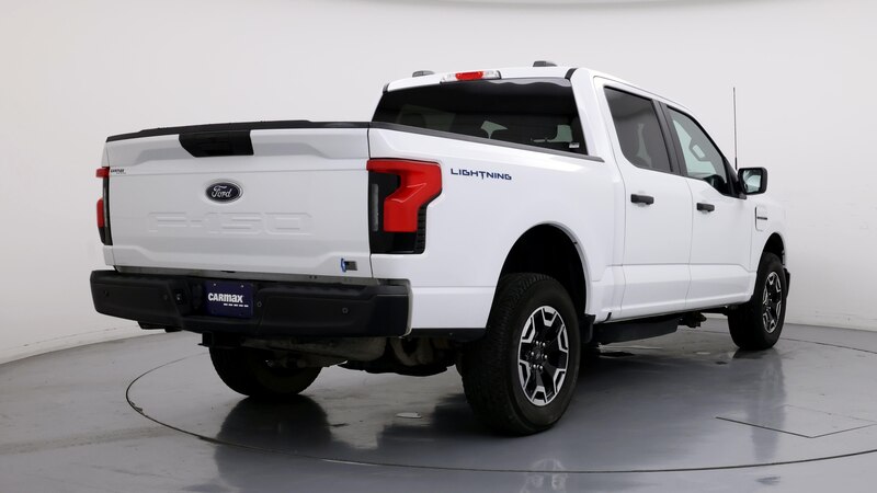 2022 Ford F-150 Lightning Pro 8