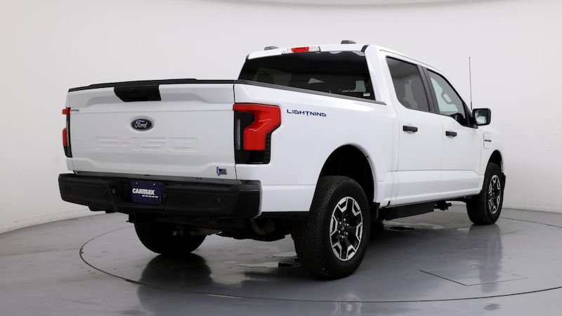 2022 Ford F-150 Lightning Pro 8