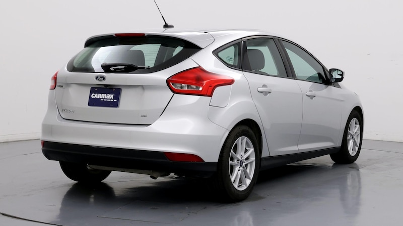 2018 Ford Focus SE 8