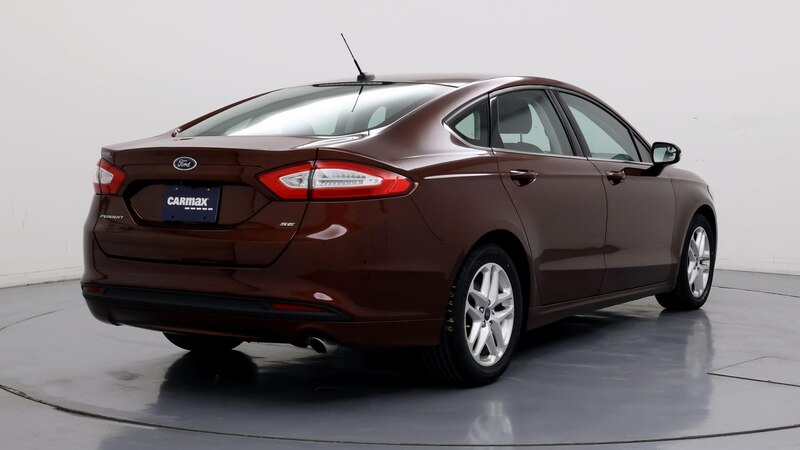 2016 Ford Fusion SE 8