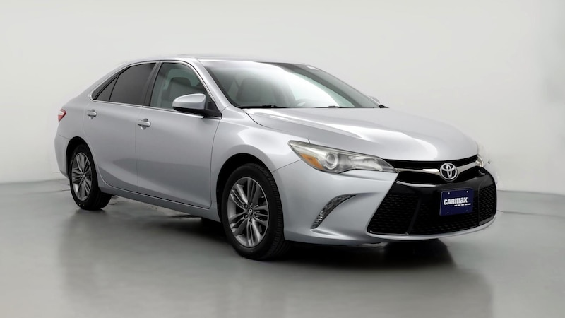 2015 Toyota Camry SE Hero Image