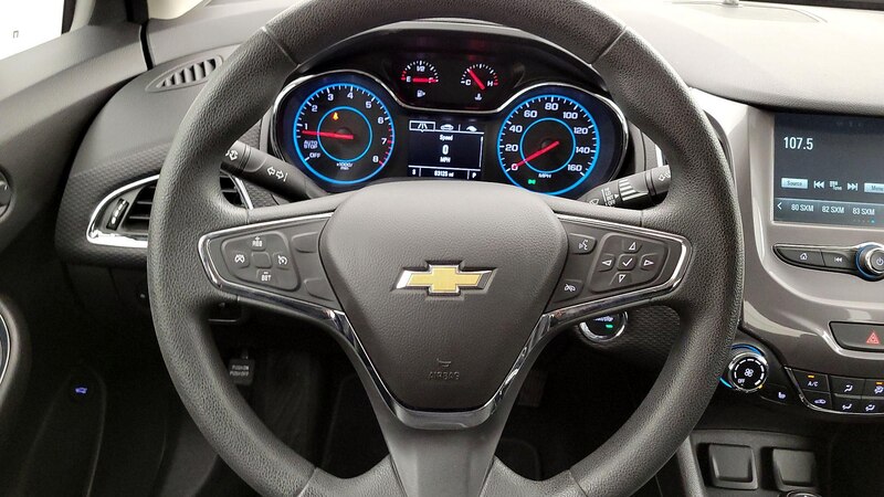 2016 Chevrolet Cruze LT 10