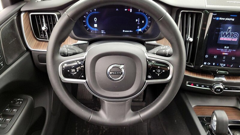 2023 Volvo XC60 B5 Plus 10