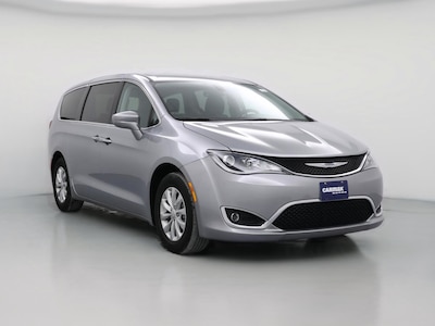 2019 Chrysler Pacifica Touring Plus -
                Independence, MO