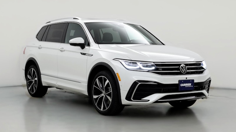 2022 Volkswagen Tiguan SE R-Line Hero Image