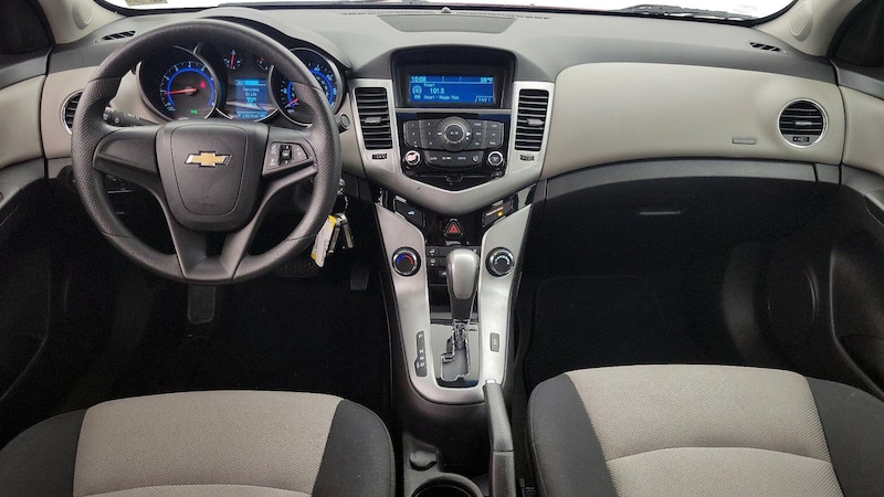 2016 Chevrolet Cruze Limited 9