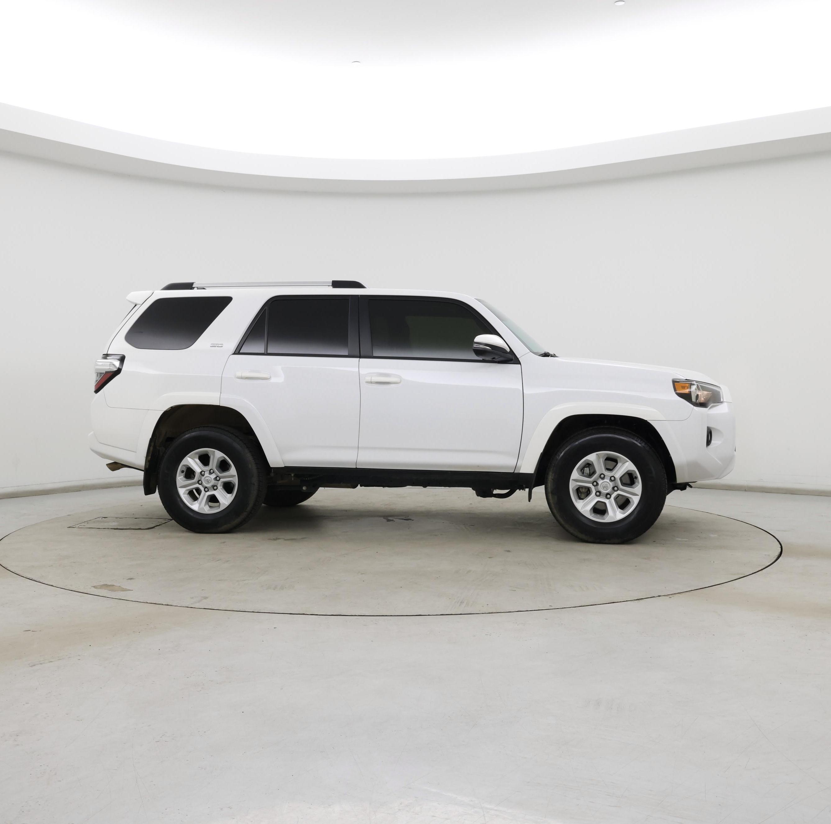 Thumbnail: 2023 Toyota 4Runner - 7