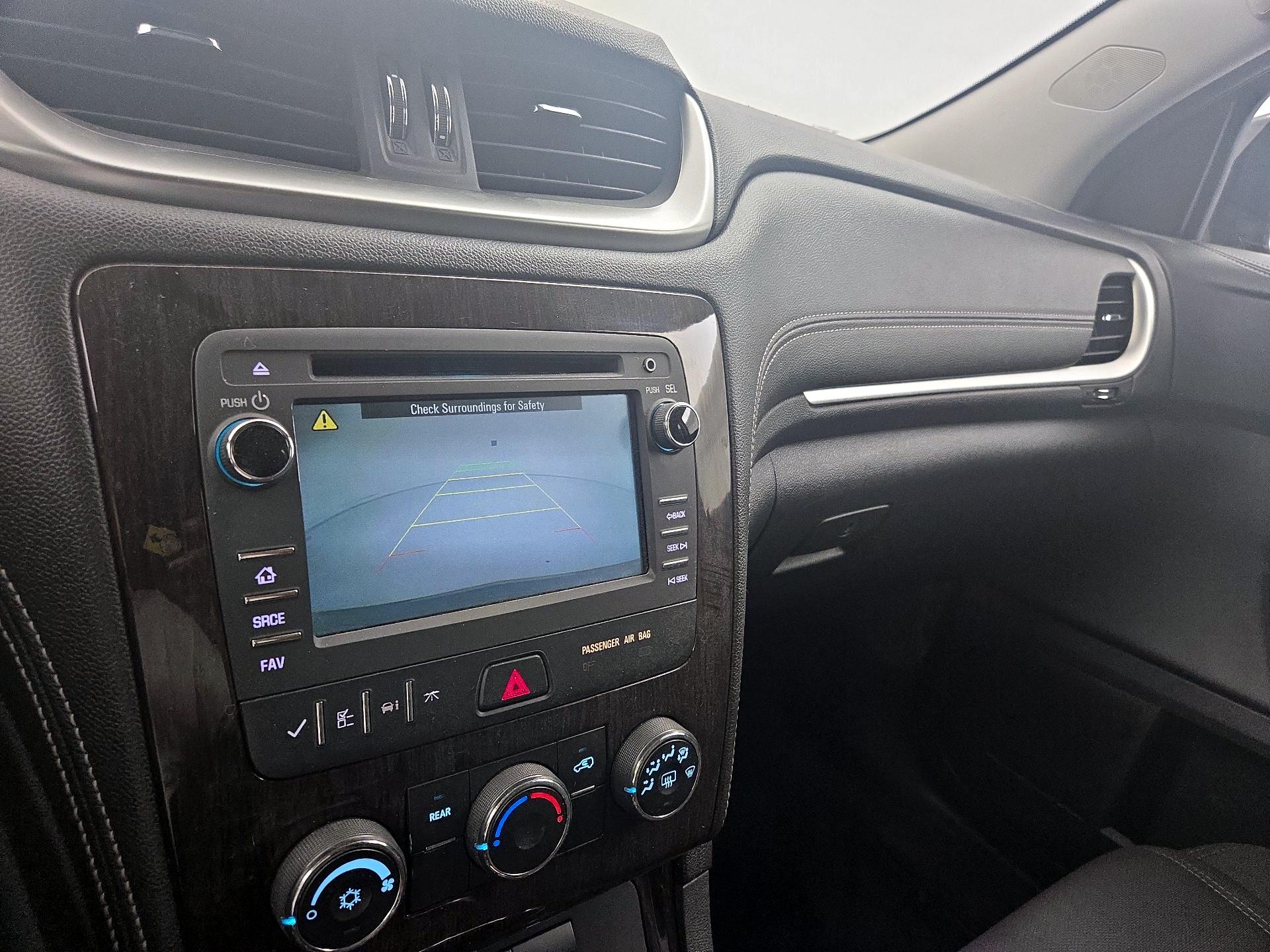 Thumbnail: 2017 Chevrolet Traverse - 14