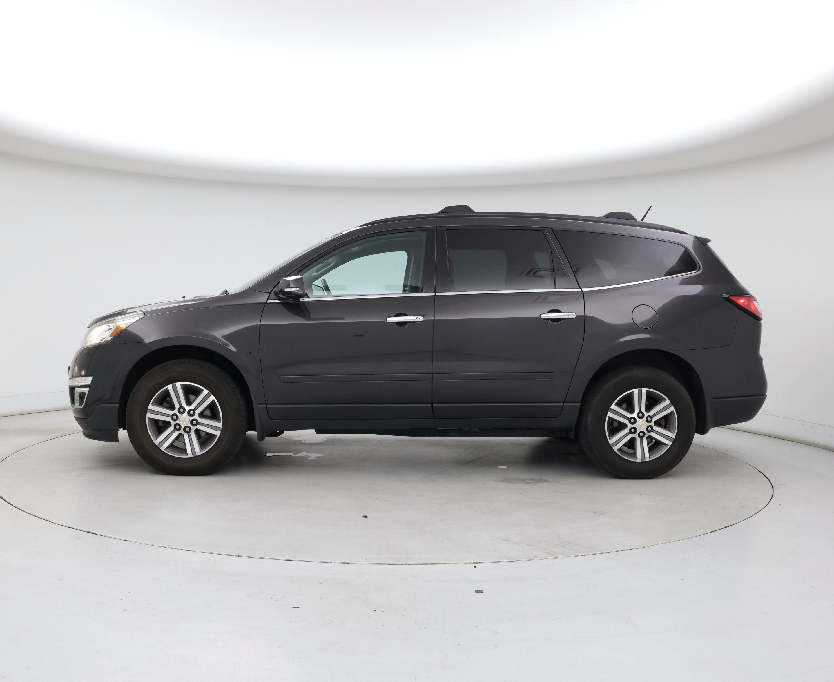 Thumbnail: 2017 Chevrolet Traverse - 3