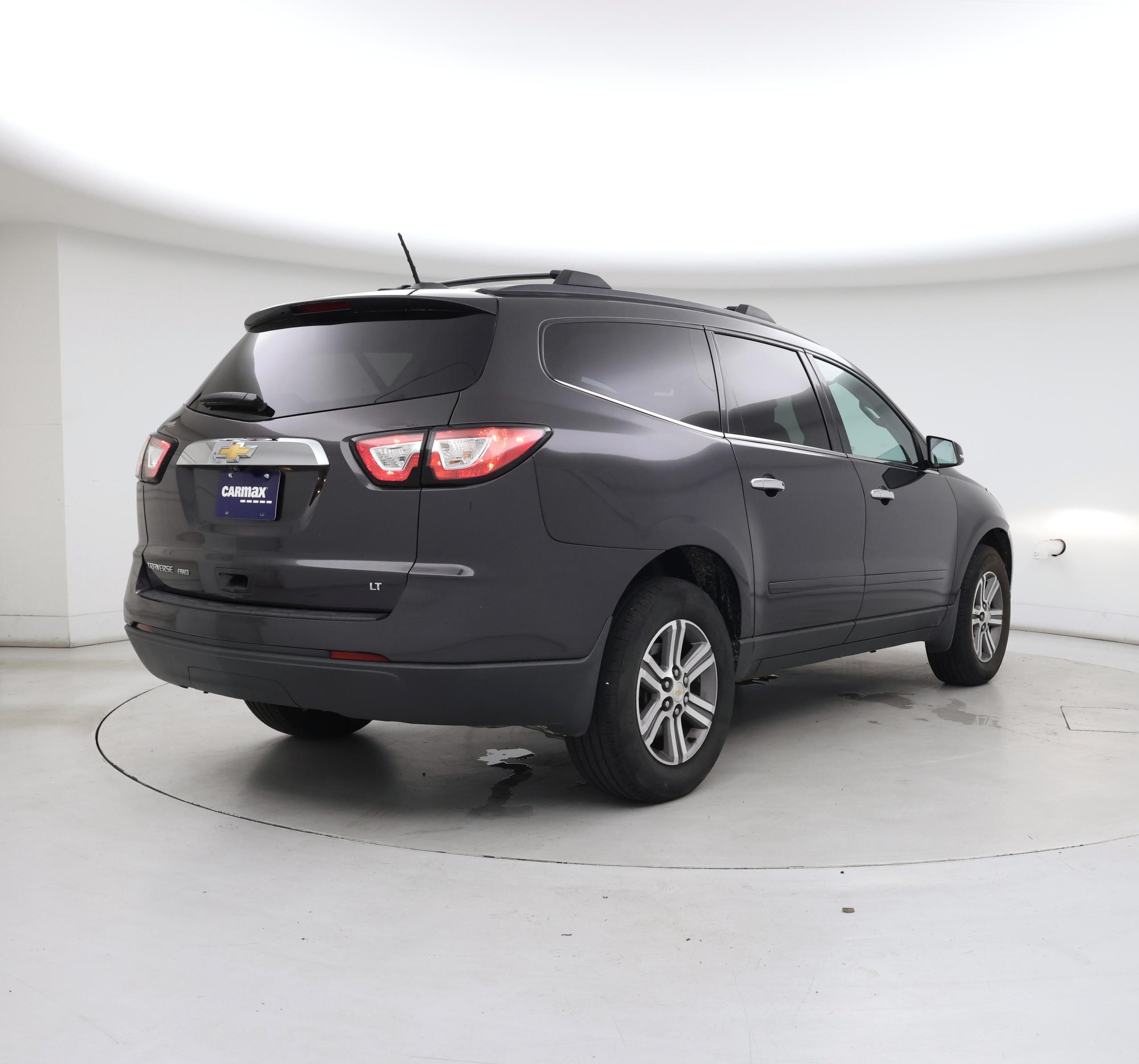 Thumbnail: 2017 Chevrolet Traverse - 8