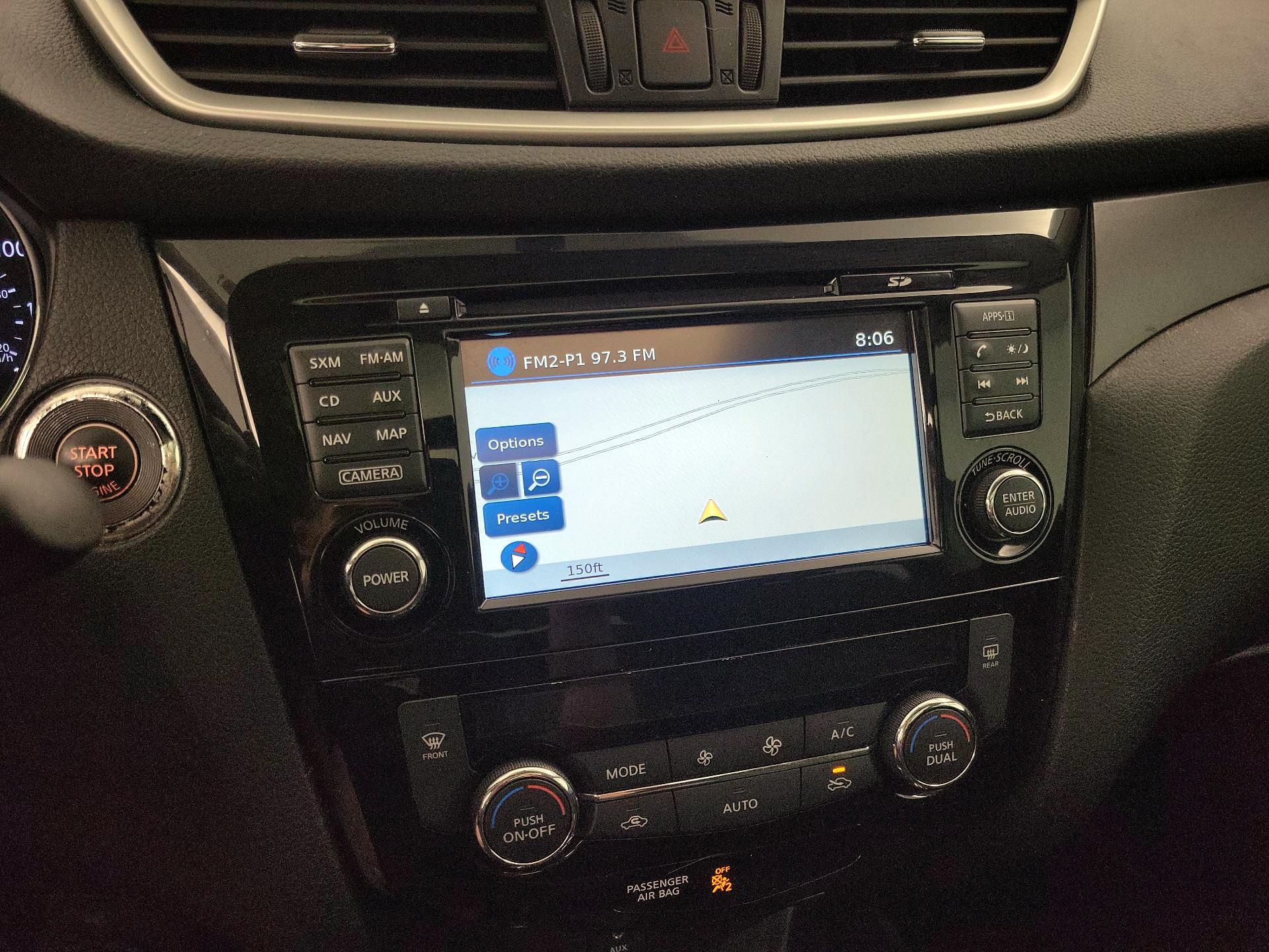 Thumbnail: 2015 Nissan Rogue - 14