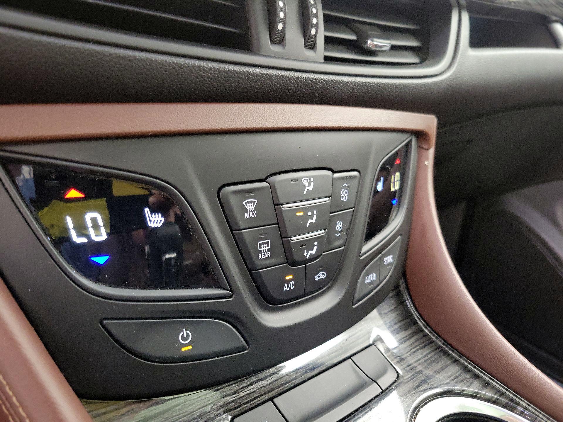 Thumbnail: 2017 Buick Envision - 17
