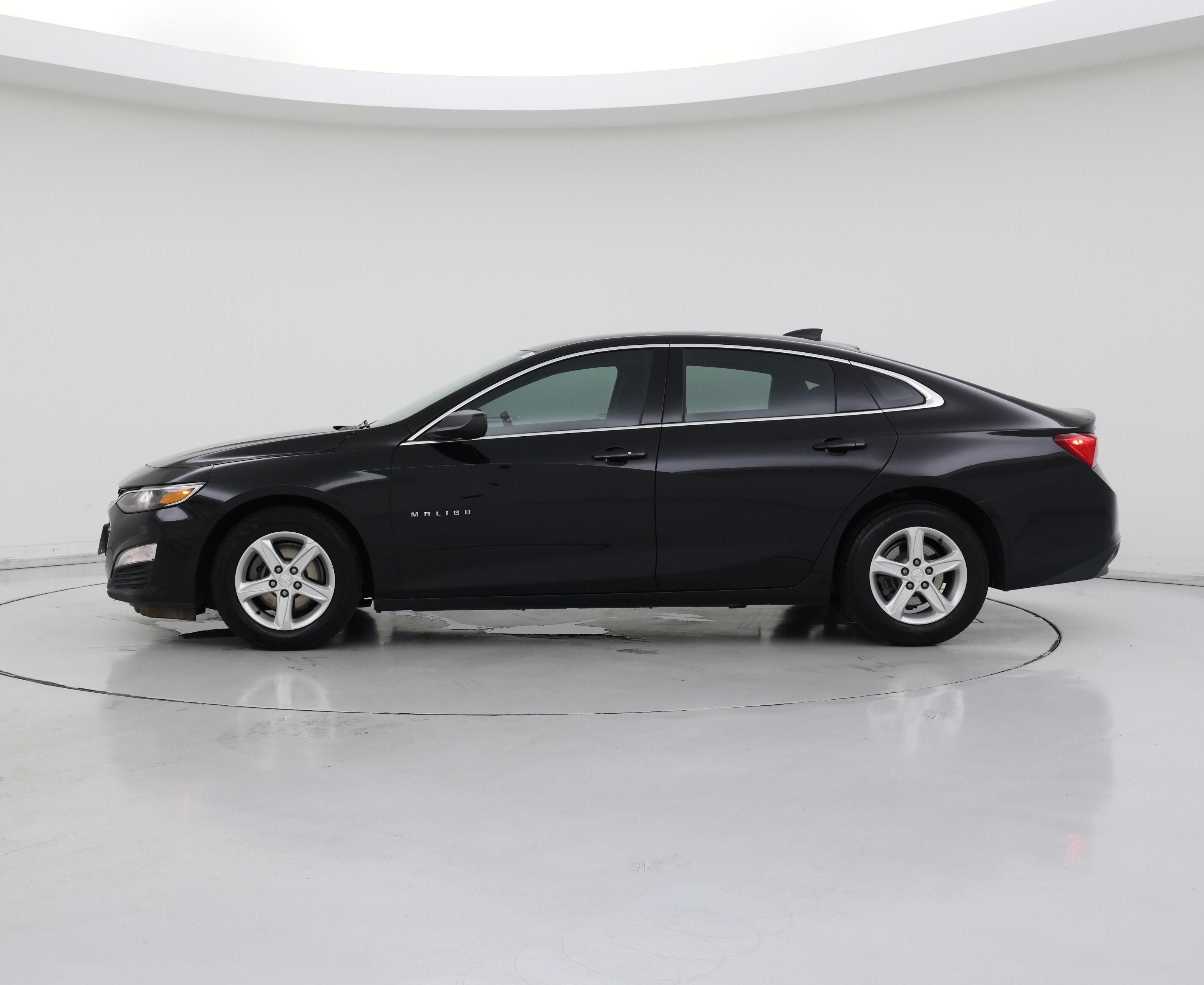 Thumbnail: 2019 Chevrolet Malibu - 3
