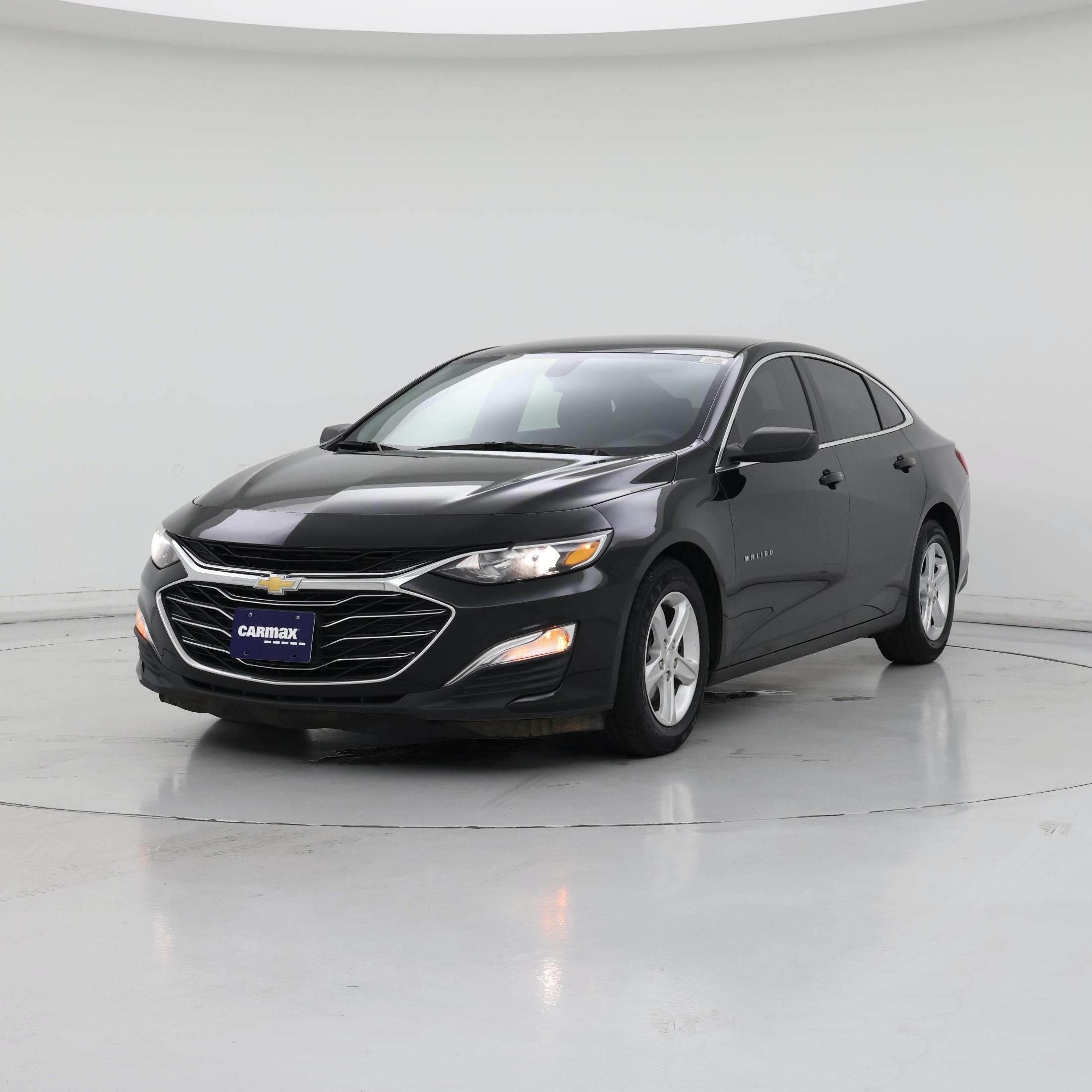 Thumbnail: 2019 Chevrolet Malibu - 4