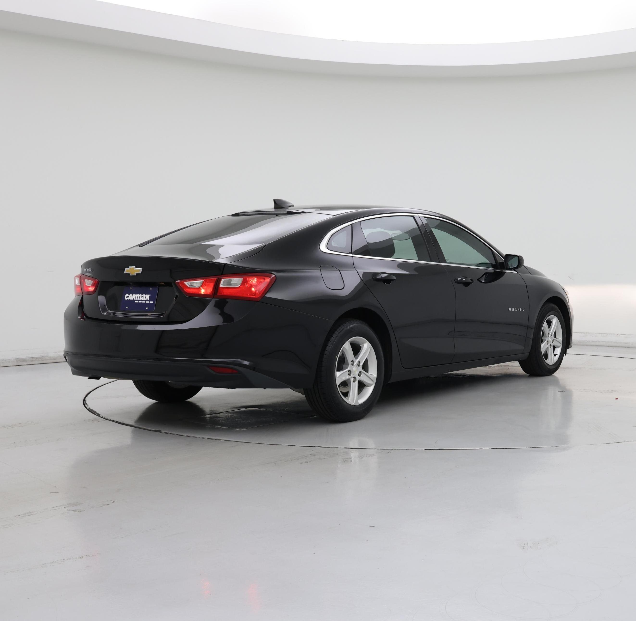 Thumbnail: 2019 Chevrolet Malibu - 8