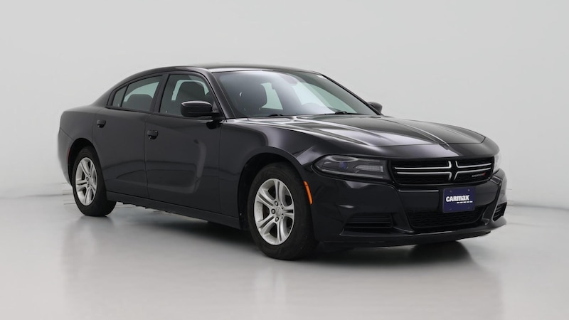 2017 Dodge Charger SE Hero Image