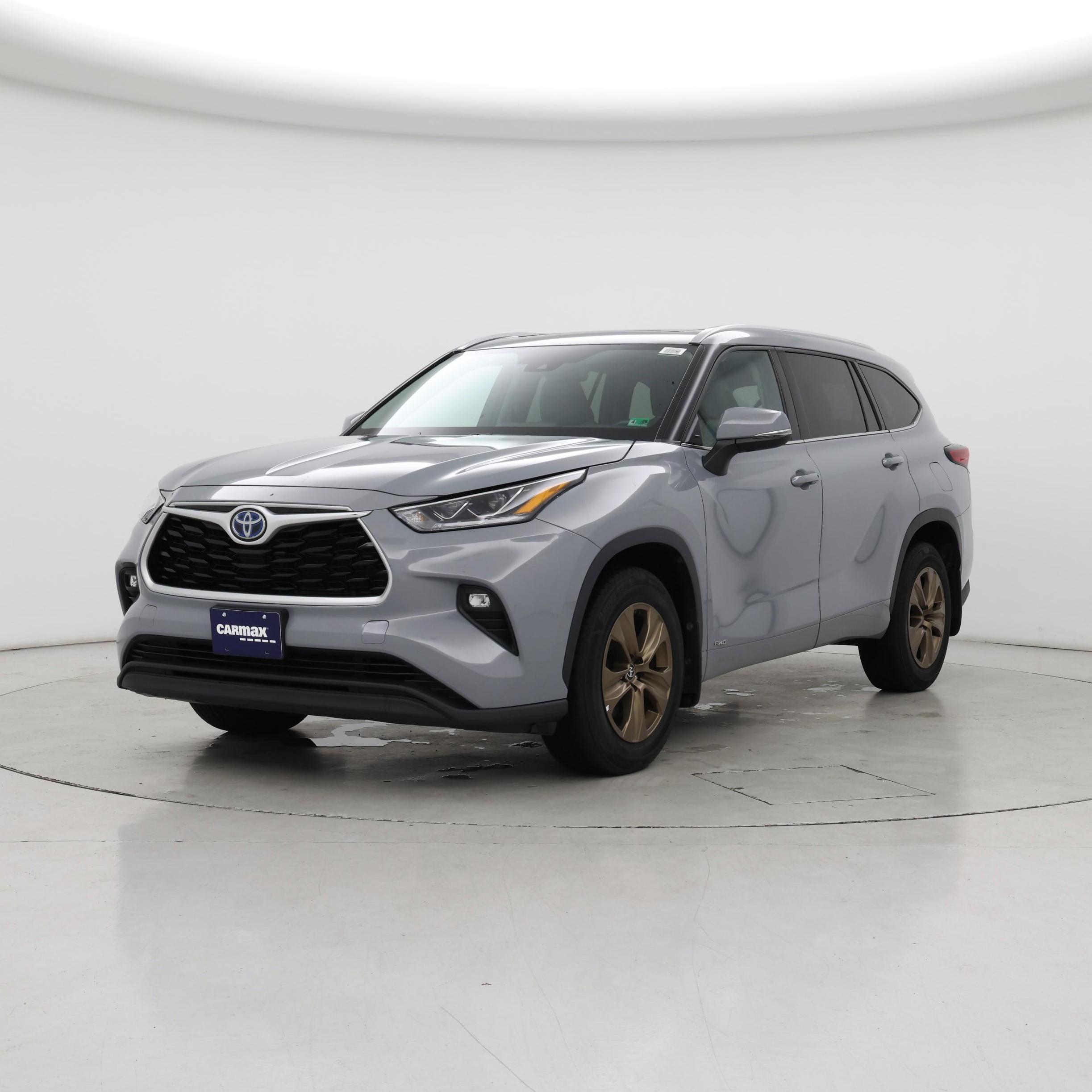 Thumbnail: 2022 Toyota Highlander - 4