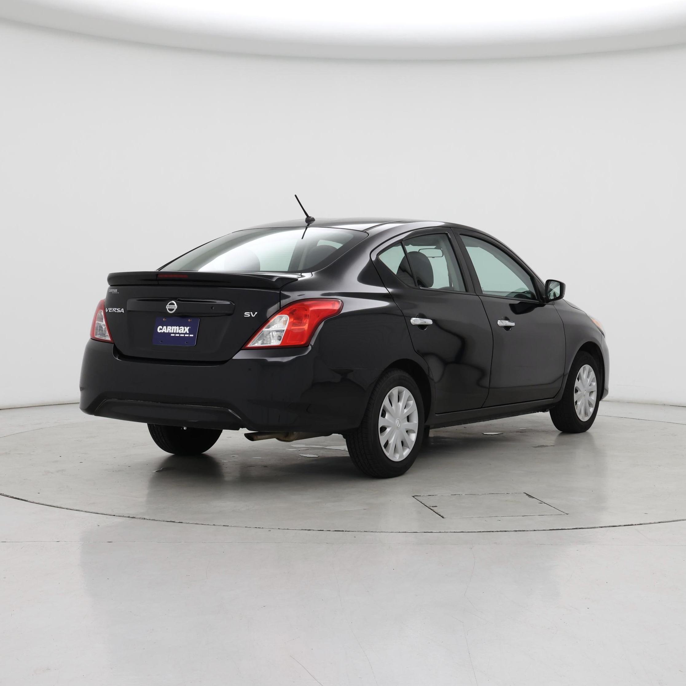 Thumbnail: 2018 Nissan Versa - 8